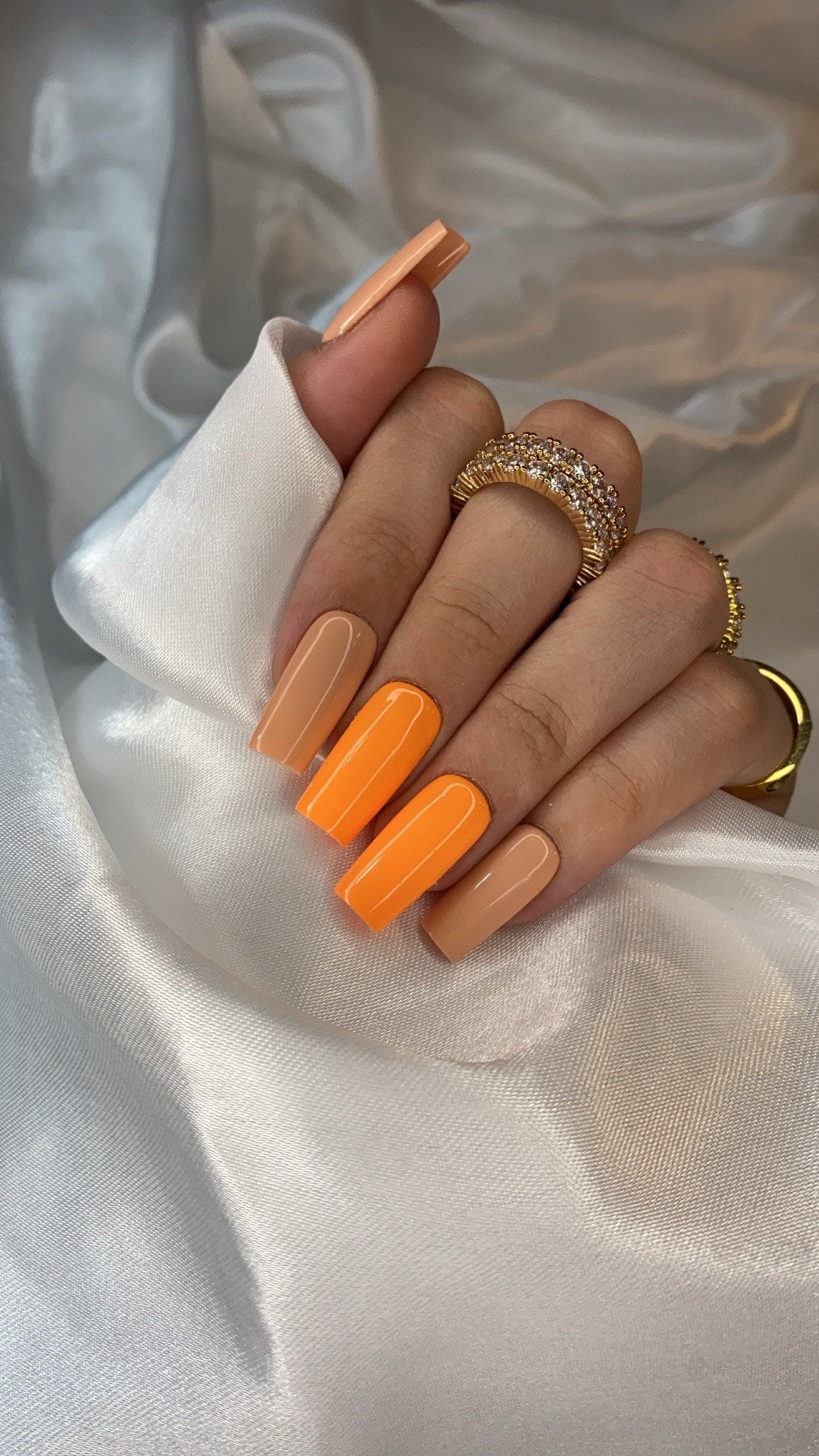 Peaches And Cream - Press On Nail Set