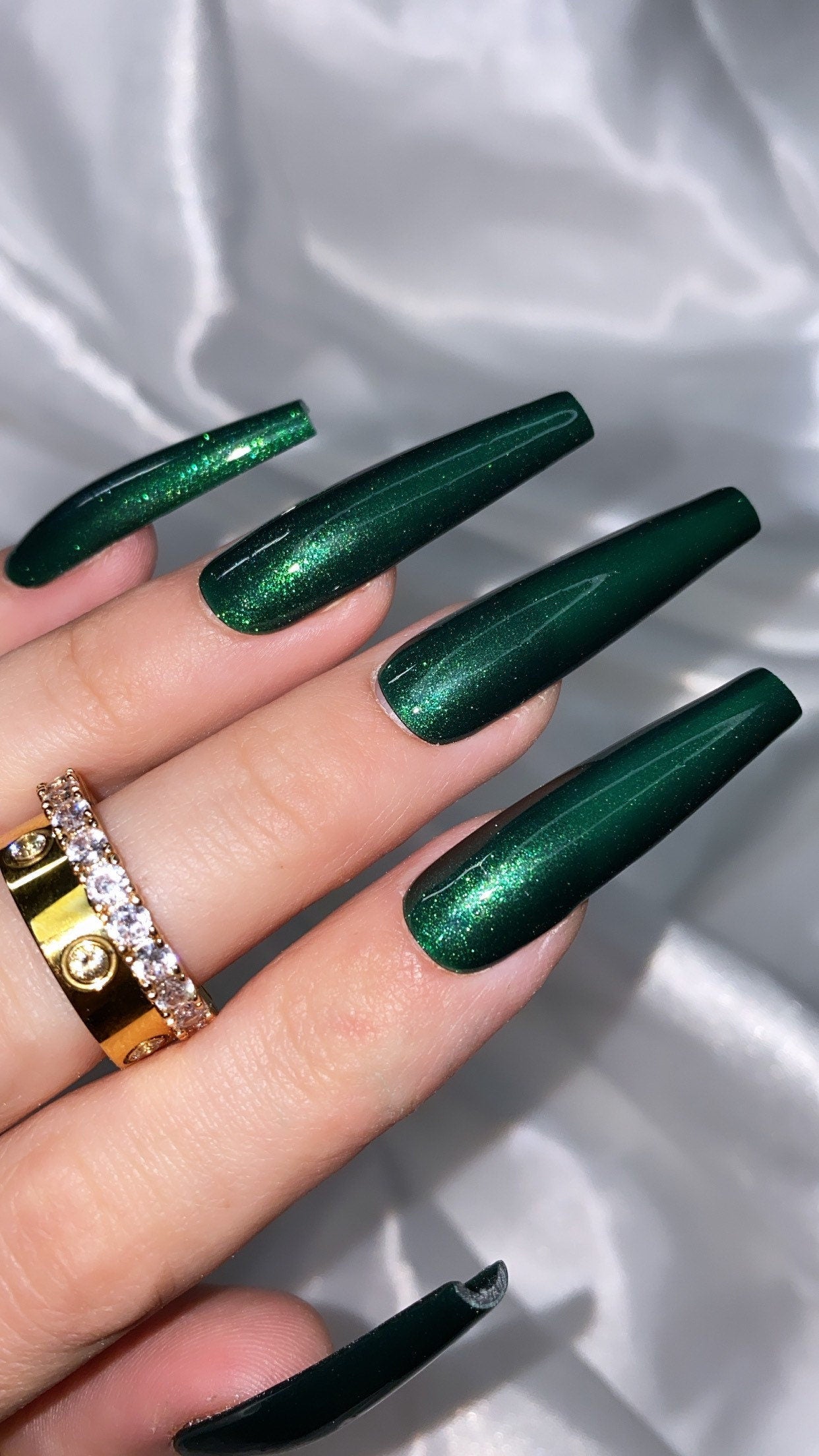 Exquisite Emerald - Press On Nail Set