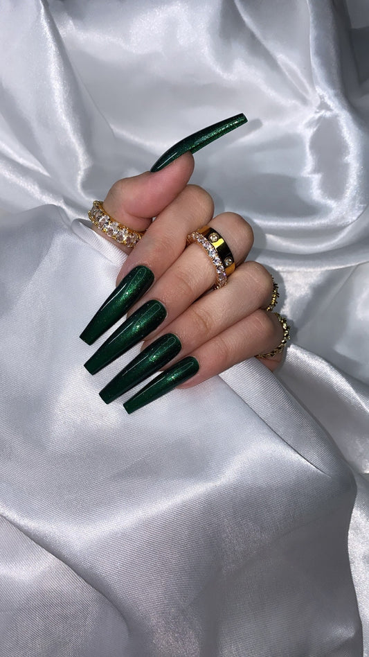 Exquisite Emerald - Press On Nail Set