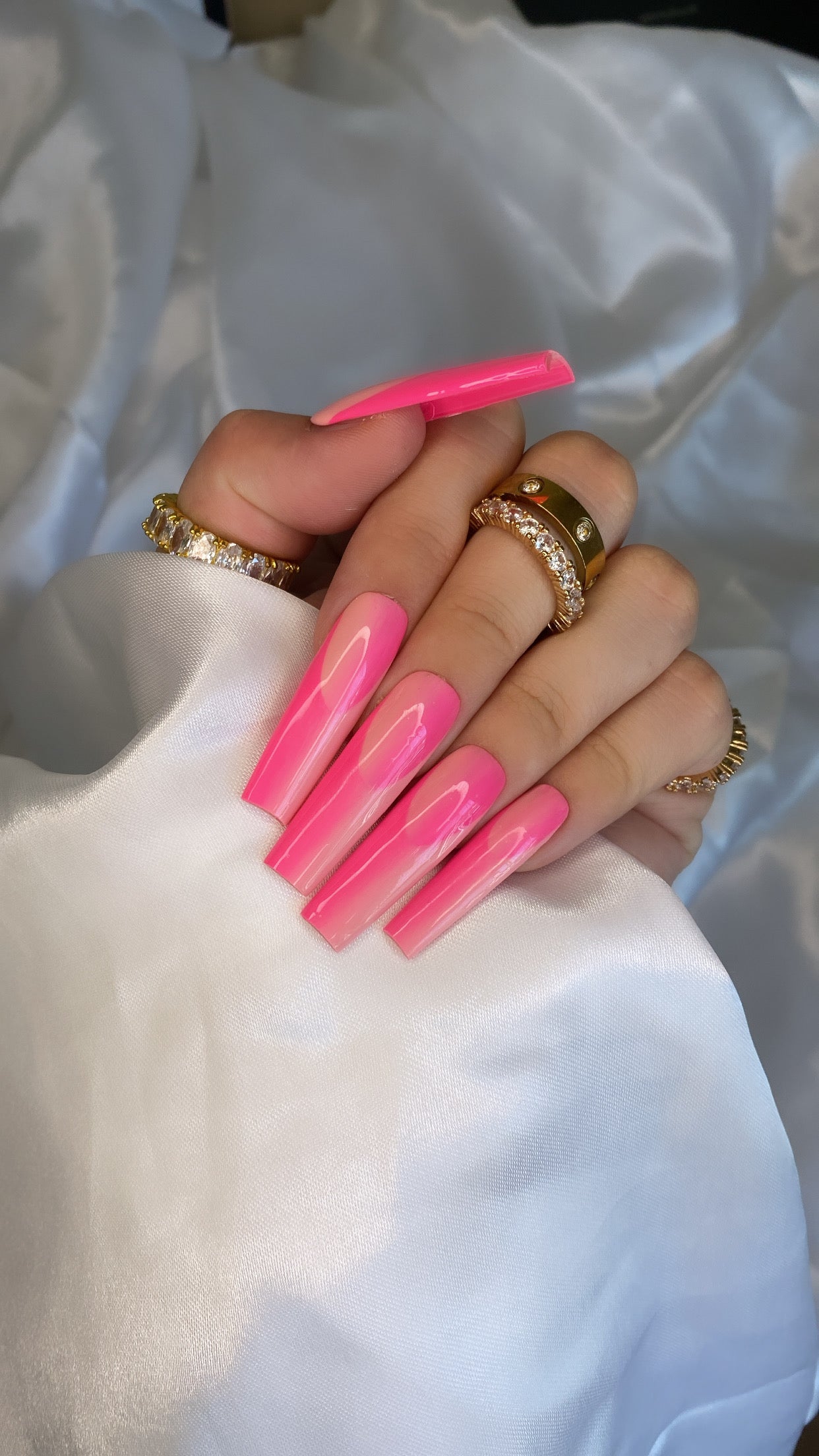 Trending Vertical Ombre French Tip Set in Pink